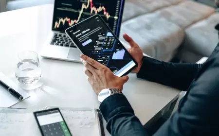 Strategi Bisnis di Era Digital: Kesiapan Menghadapi Pesaing dan Mengambil Peluang