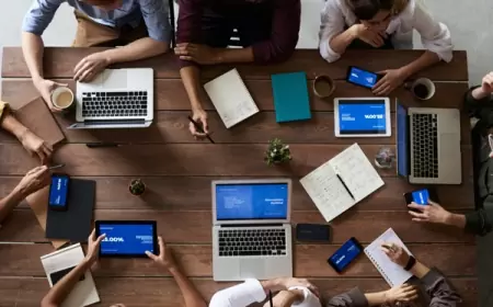 Membangun Tim Penjualan Handal: Dari Rekrutmen hingga Pemberdayaan