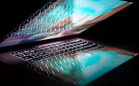 Dualitas Loyalitas: Ketika Pemangku Kepentingan Menjadi Pengancam