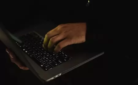 Dilema Etis dalam Ancaman Siber: Ketika Orang Dalam Terancam