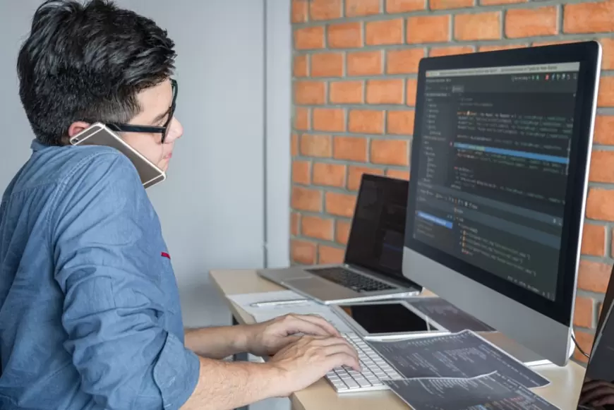 WFH Bikin Suntuk? Ini 9 Rekomendasi Konten buat Nambah Semangat!