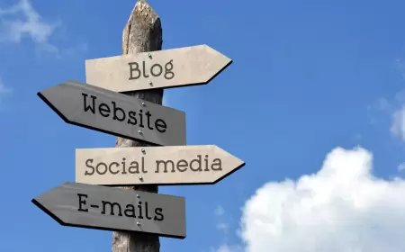 Bingung Pilih Ngonten di Blog atau Ngeksis di Sosmed? Santai Dulu, Ngopi Dulu! ☕️