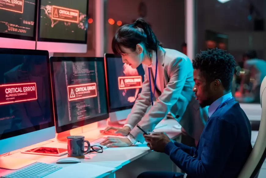Siber Tangguh: Manusia vs Mesin, Kolaborasi Kunci Keamanan Digital!