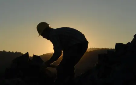 Pemimpin Hebat Bukan Soal Jabatan, tapi tentang....